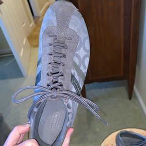 Coach leisure lace ups